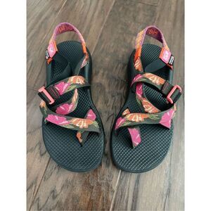 Chaco Orange Pink Floral Women’s Sandals Size 9